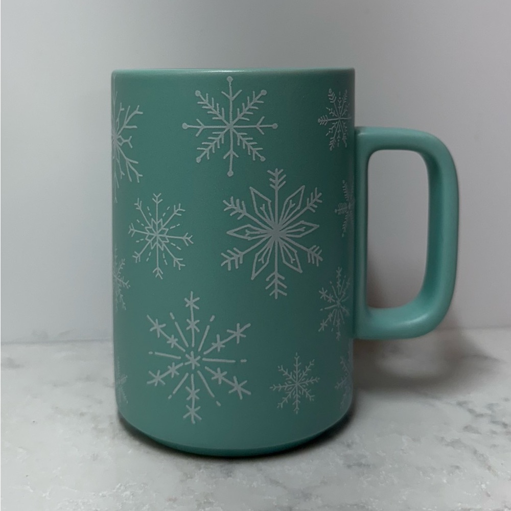 Starbucks Green and White Snowflake Mug Dining Collection